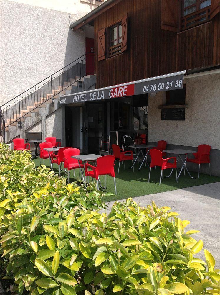 Alp'Hotel Voreppe Exterior photo